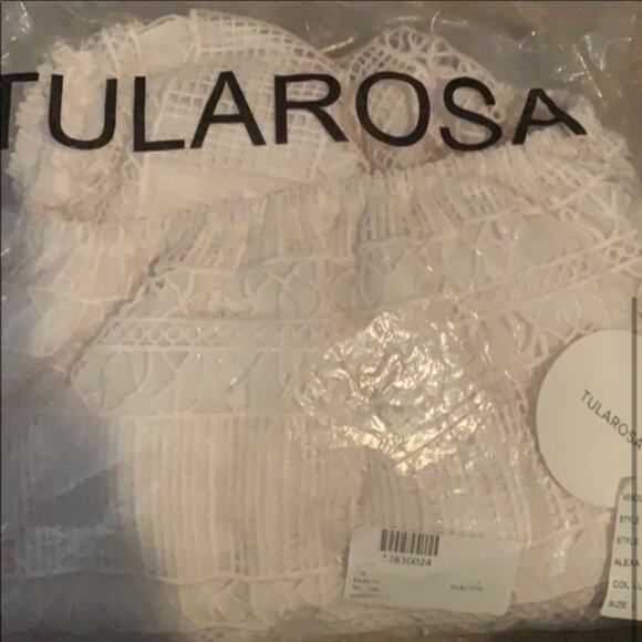NWT Tularosa Alexa linen lace off the shoulder top - Picture 4 of 5